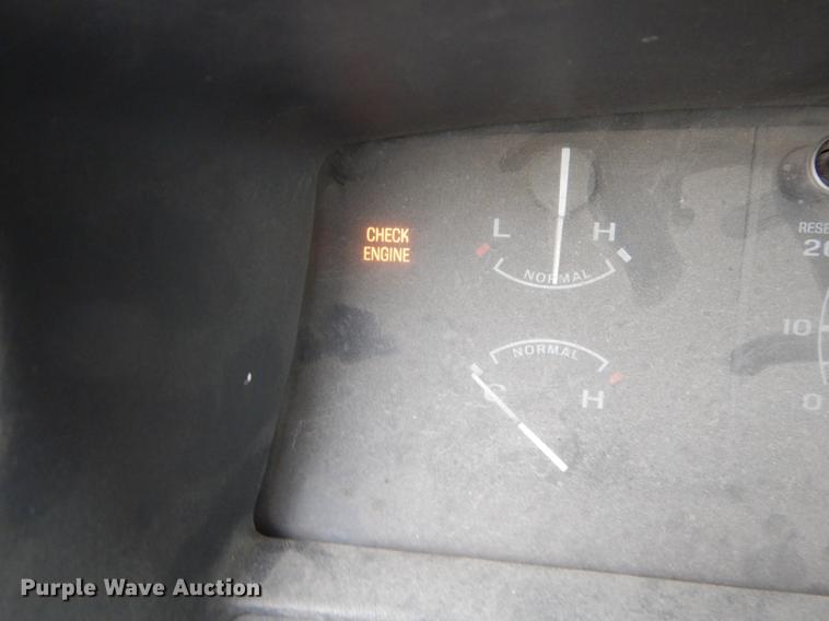 image for item DA1374 1995 Ford F350 Super Duty Crew Cab pickup truck