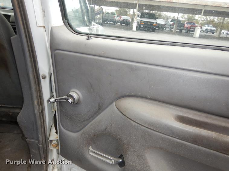 image for item DA1374 1995 Ford F350 Super Duty Crew Cab pickup truck