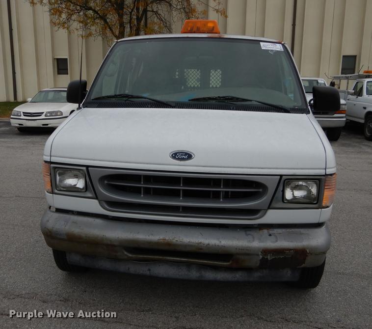 image for item DA1375 2001 Ford Econoline E250 van