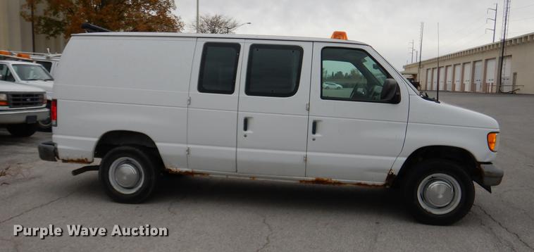 image for item DA1375 2001 Ford Econoline E250 van