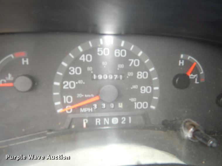 image for item DA1375 2001 Ford Econoline E250 van