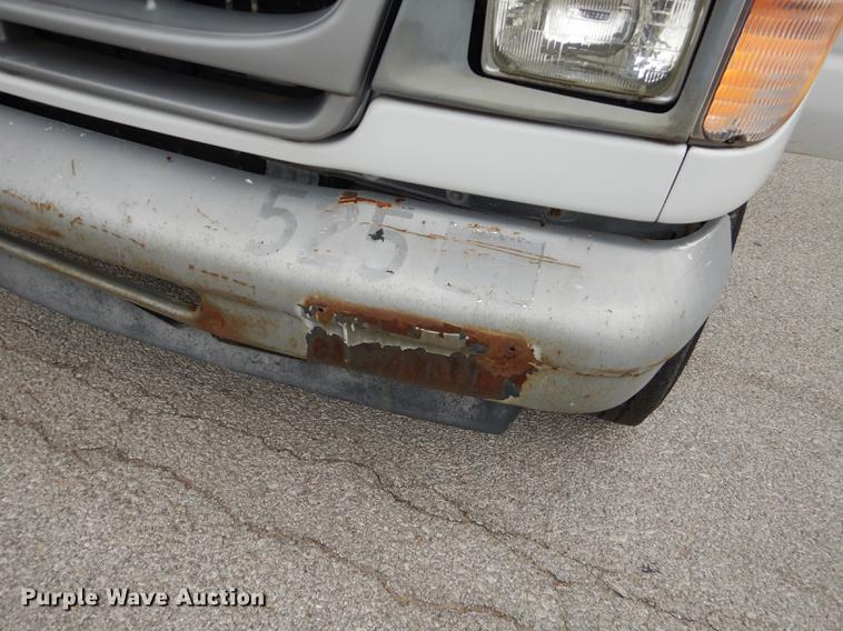 image for item DA1375 2001 Ford Econoline E250 van