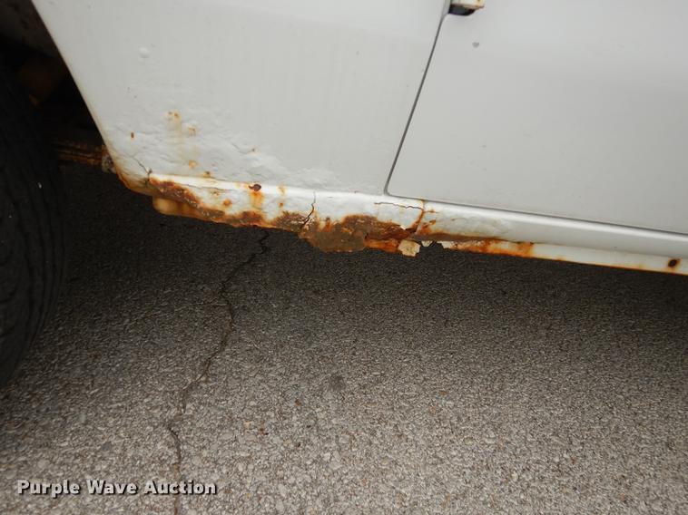 image for item DA1375 2001 Ford Econoline E250 van