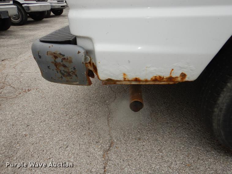 image for item DA1375 2001 Ford Econoline E250 van