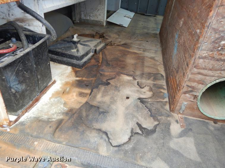 image for item DA1375 2001 Ford Econoline E250 van