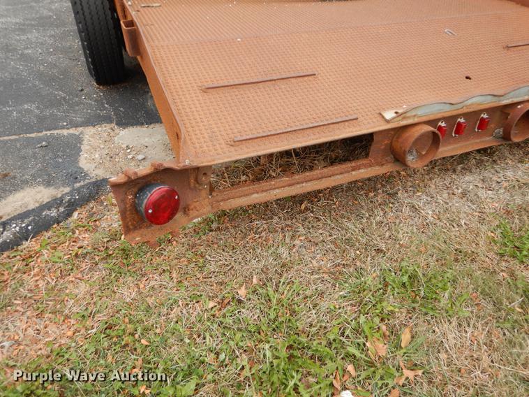 image for item DA1378 1973 Reids M6 equipment trailer