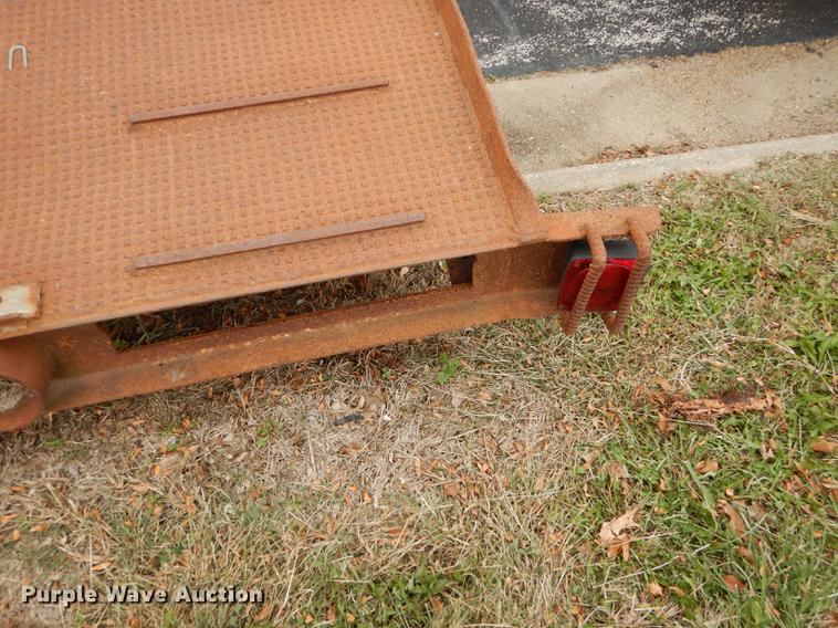 image for item DA1378 1973 Reids M6 equipment trailer