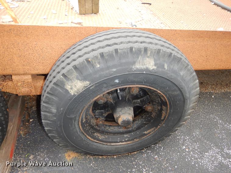 image for item DA1378 1973 Reids M6 equipment trailer