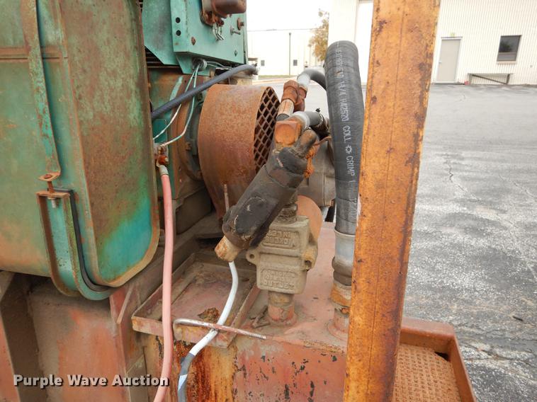 image for item DA1378 1973 Reids M6 equipment trailer