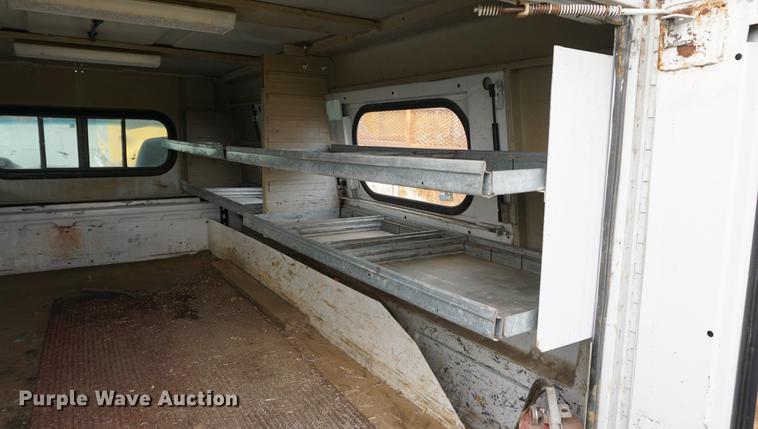 image for item DA1379 2000 Chevrolet C2500 pickup truck