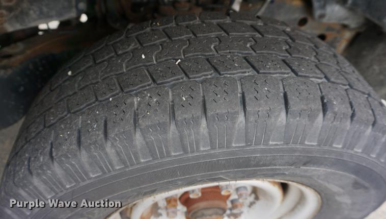 image for item DA1379 2000 Chevrolet C2500 pickup truck