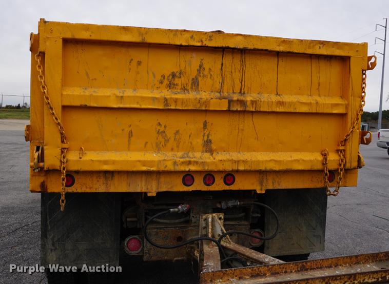 image for item DA1380 1989 Chevrolet Kodiak dump truck