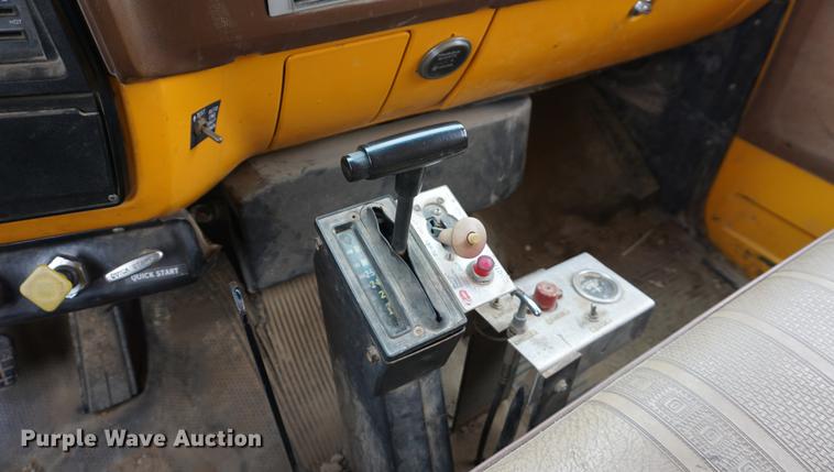 image for item DA1380 1989 Chevrolet Kodiak dump truck