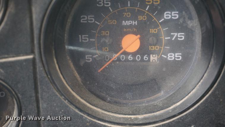 image for item DA1380 1989 Chevrolet Kodiak dump truck