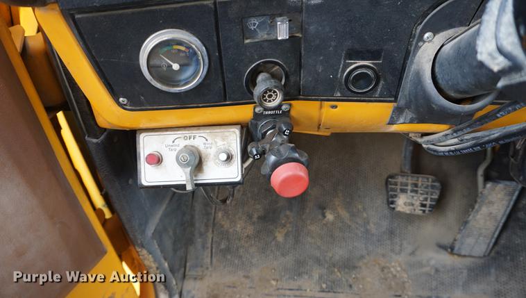image for item DA1380 1989 Chevrolet Kodiak dump truck