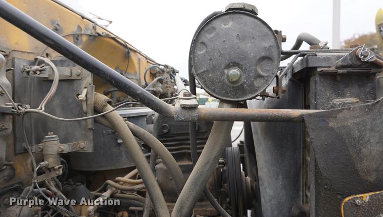 image for item DA1380 1989 Chevrolet Kodiak dump truck