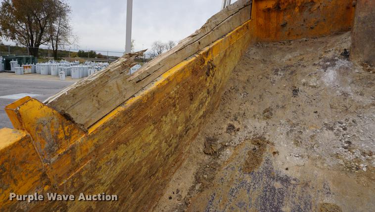 image for item DA1380 1989 Chevrolet Kodiak dump truck