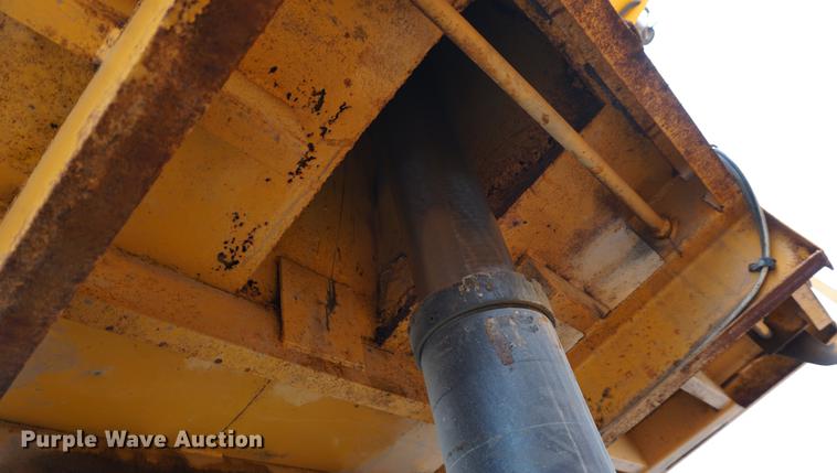 image for item DA1380 1989 Chevrolet Kodiak dump truck