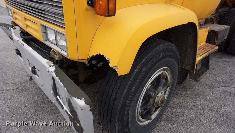 image for item DA1380 1989 Chevrolet Kodiak dump truck