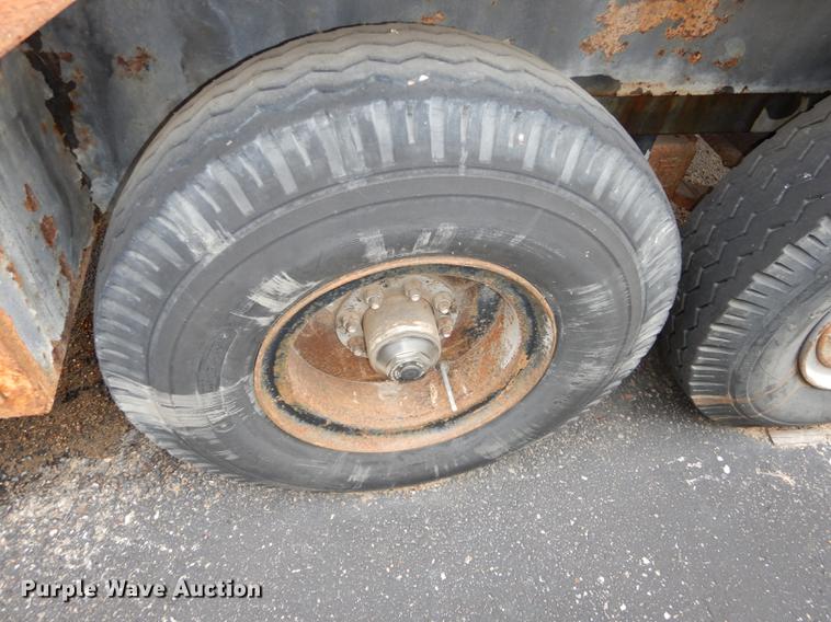 image for item DA1381 1990 Butler BC2012T utility trailer