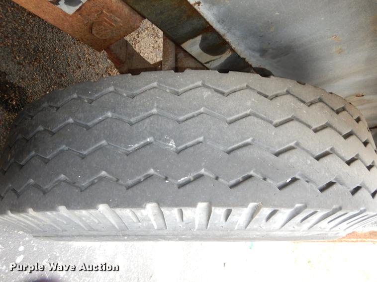 image for item DA1381 1990 Butler BC2012T utility trailer