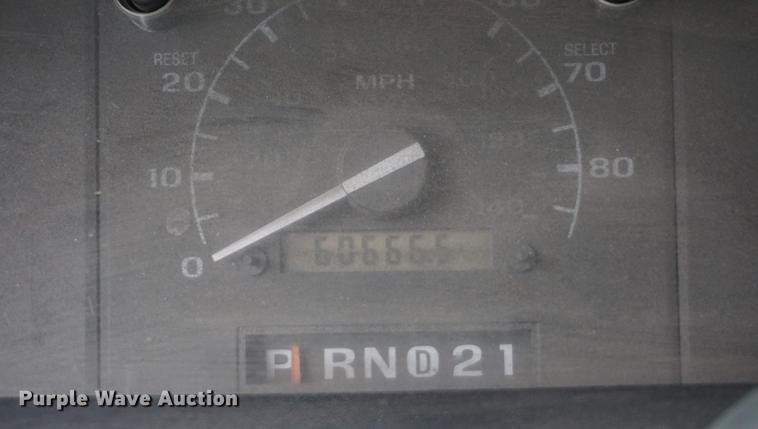 image for item DA1382 1995 Ford F350 Super Duty Crew Cab pickup truck