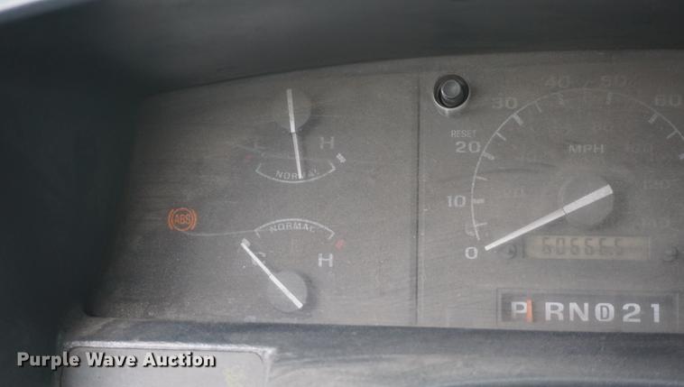 image for item DA1382 1995 Ford F350 Super Duty Crew Cab pickup truck