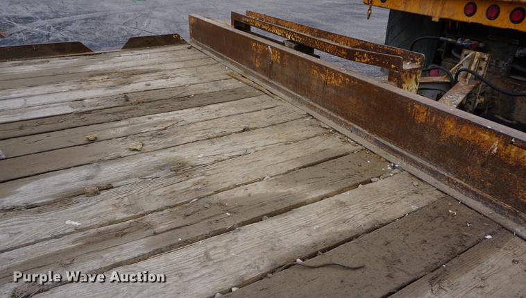 image for item DA1383 1994 CZ CZ20KT equipment trailer