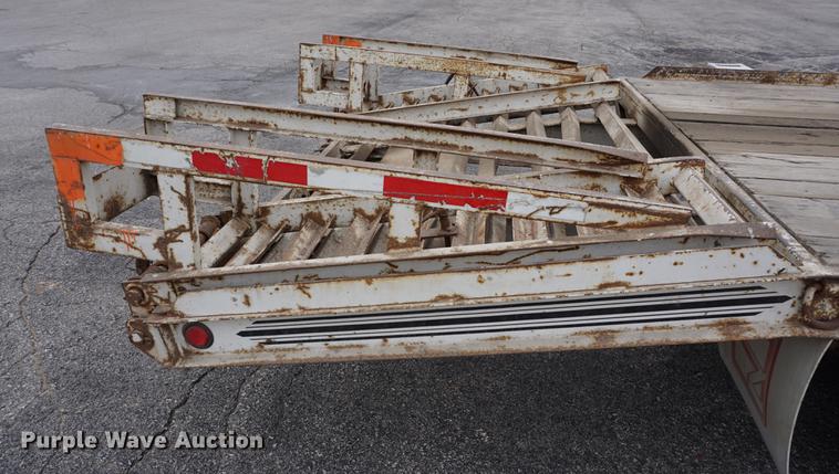 image for item DA1383 1994 CZ CZ20KT equipment trailer