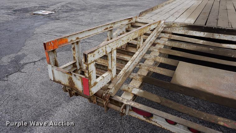 image for item DA1383 1994 CZ CZ20KT equipment trailer