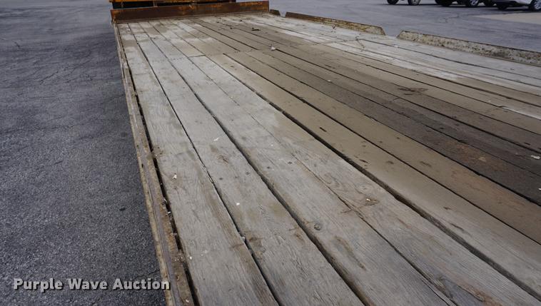 image for item DA1383 1994 CZ CZ20KT equipment trailer