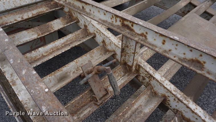 image for item DA1383 1994 CZ CZ20KT equipment trailer