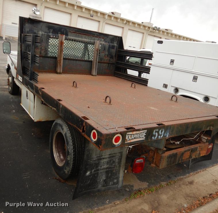 image for item DA1384 1989 Ford F350 Super Duty flatbed pickup truck