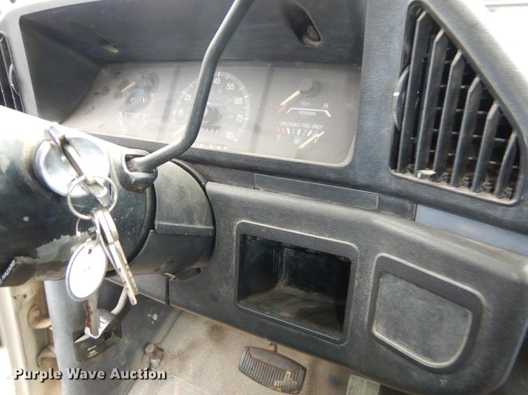 image for item DA1384 1989 Ford F350 Super Duty flatbed pickup truck