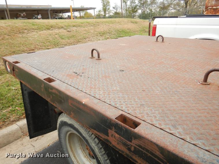 image for item DA1384 1989 Ford F350 Super Duty flatbed pickup truck