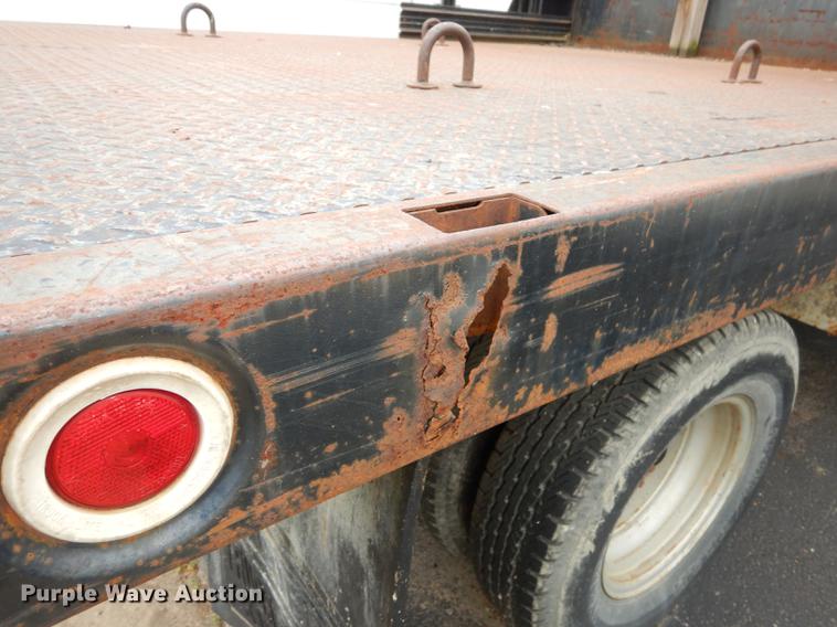 image for item DA1384 1989 Ford F350 Super Duty flatbed pickup truck