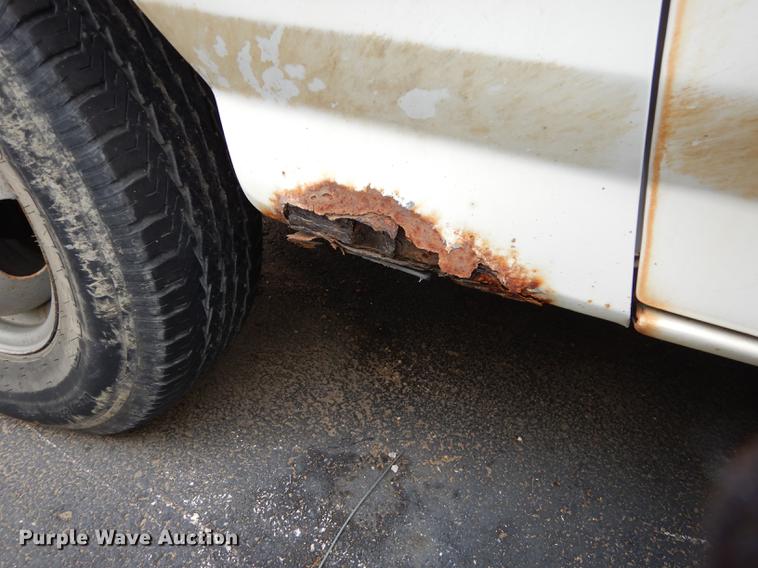 image for item DA1384 1989 Ford F350 Super Duty flatbed pickup truck