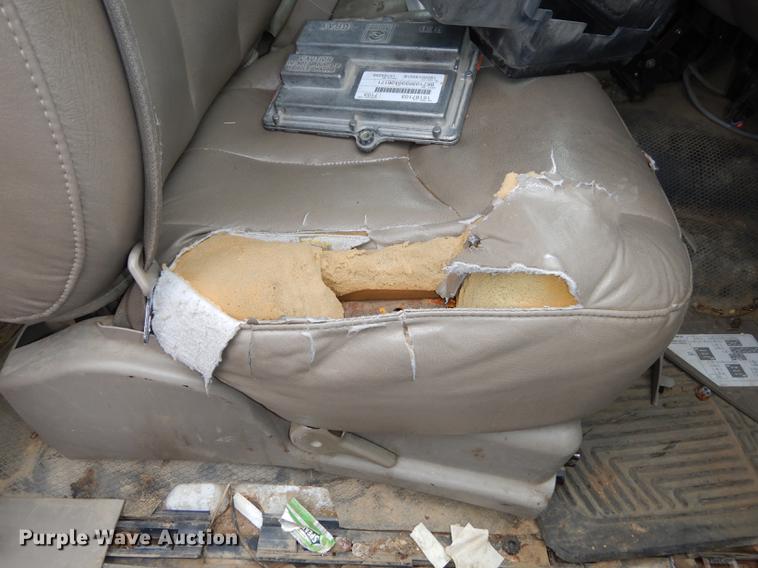 image for item DA1385 2003 Chevrolet Silverado 3500 utility bed pickup truck