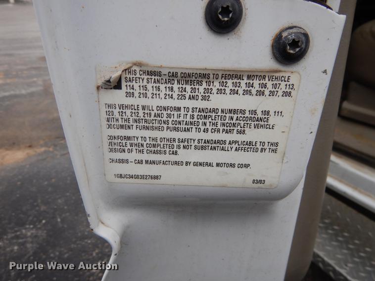 image for item DA1385 2003 Chevrolet Silverado 3500 utility bed pickup truck