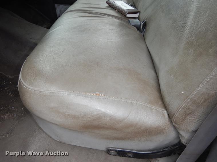 image for item DA1386 1995 Ford F350 Super Duty Crew Cab pickup truck