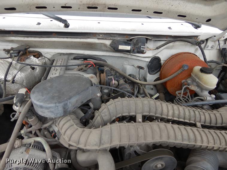 image for item DA1386 1995 Ford F350 Super Duty Crew Cab pickup truck