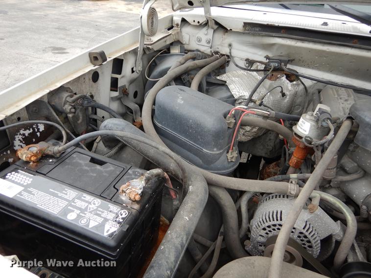 image for item DA1386 1995 Ford F350 Super Duty Crew Cab pickup truck