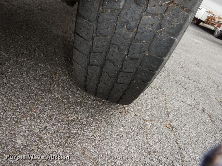 image for item DA1386 1995 Ford F350 Super Duty Crew Cab pickup truck