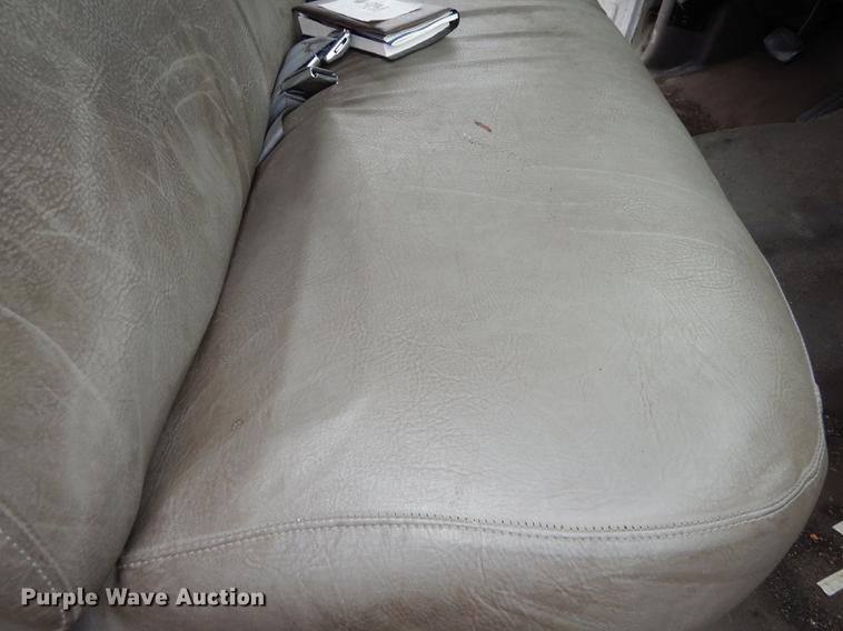 image for item DA1386 1995 Ford F350 Super Duty Crew Cab pickup truck