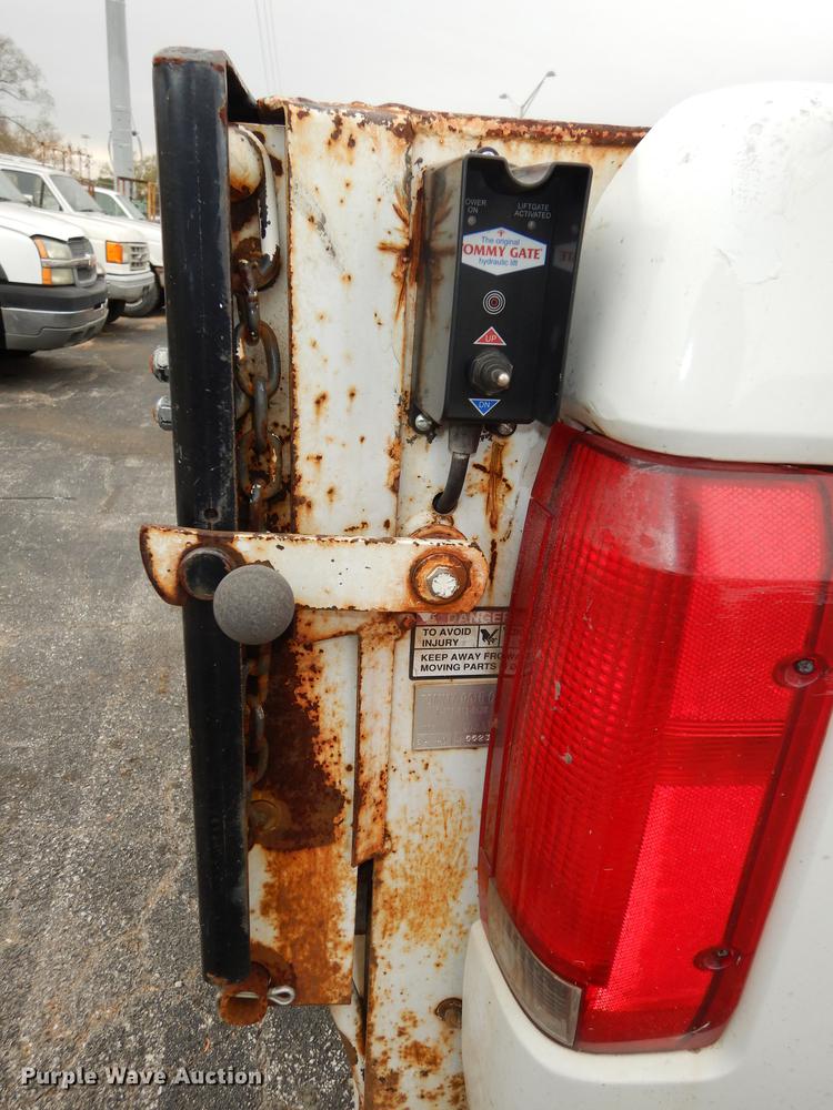 image for item DA1386 1995 Ford F350 Super Duty Crew Cab pickup truck