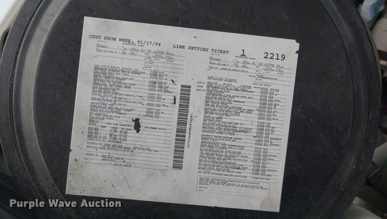 image for item DA1387 1994 International 4900 bucket truck