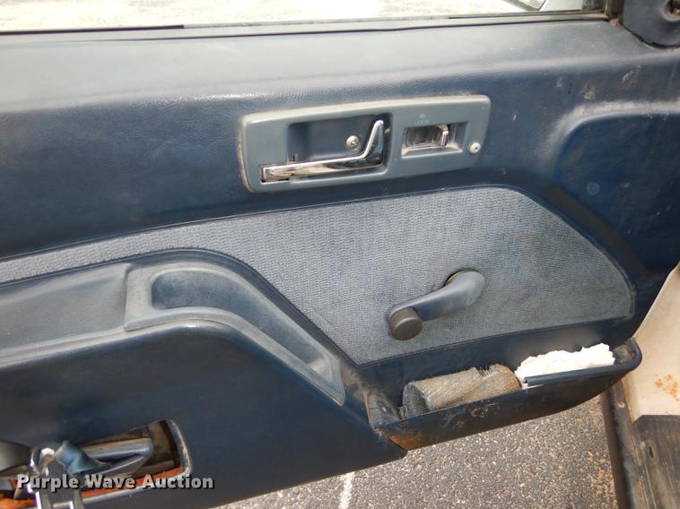 image for item DA1388 1990 Chevrolet Corsica