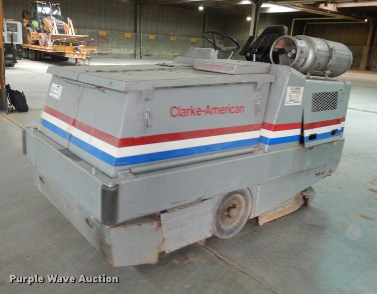 image for item DA1389 Clarke American 7000SS sweeper