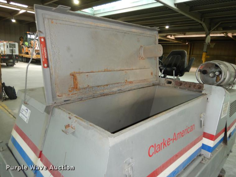 image for item DA1389 Clarke American 7000SS sweeper