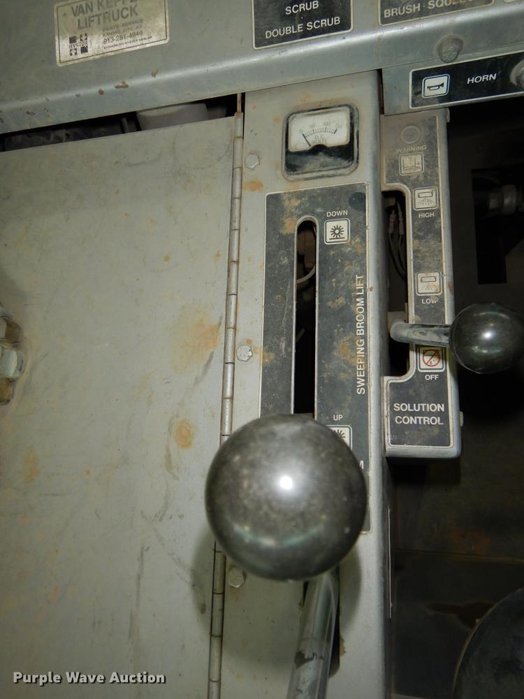 image for item DA1389 Clarke American 7000SS sweeper